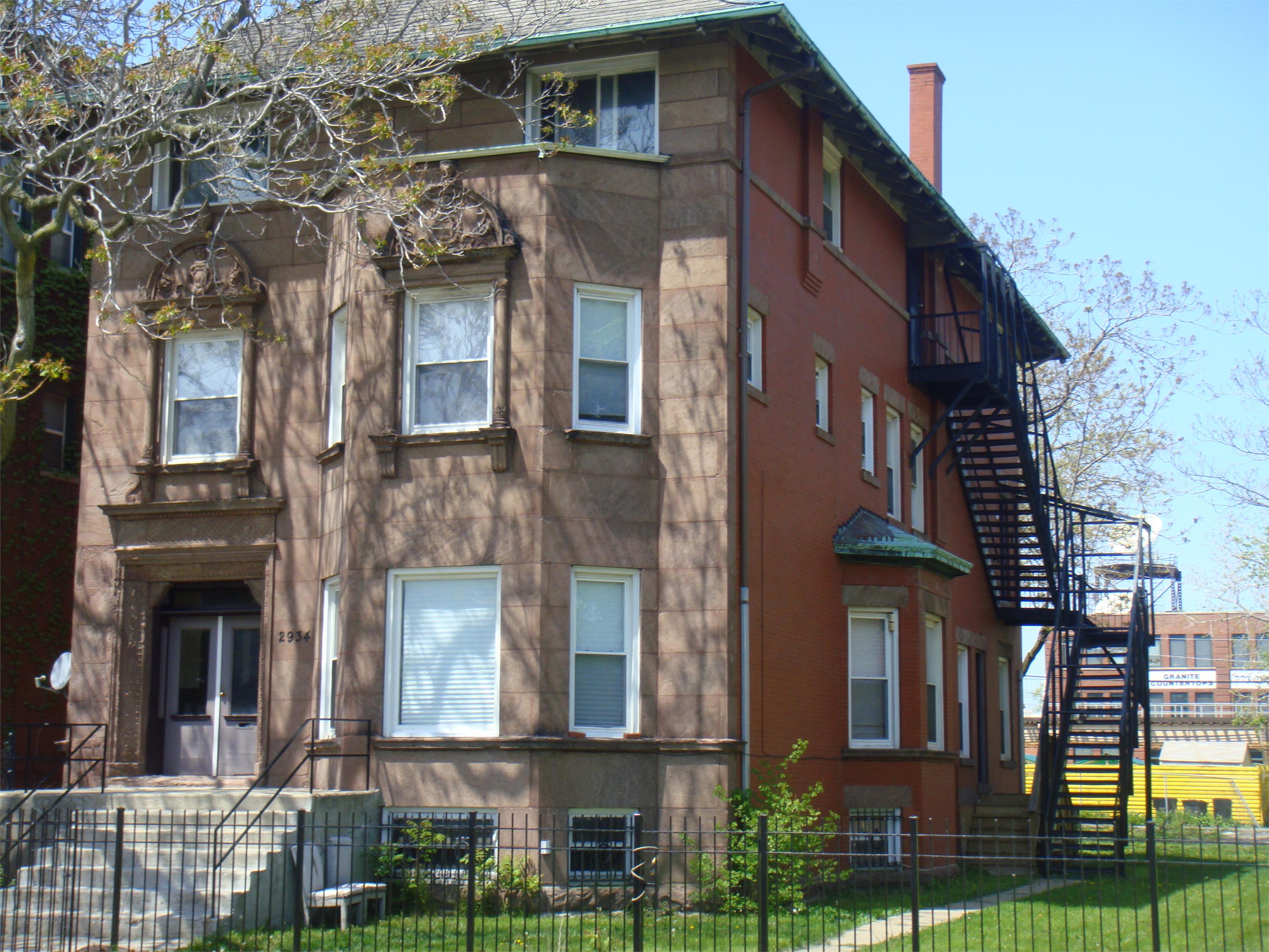 2934 W Washington Blvd - 3rd Floor Front